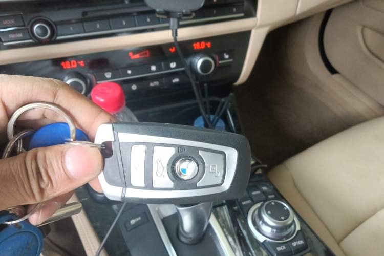 Used BMW 5 Series 2012 523Li Luxury Model Vehicle Key