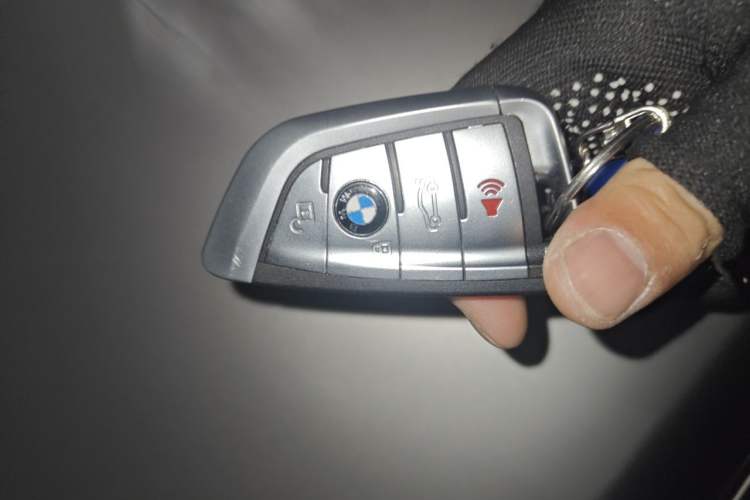 Used BMW 5 Series 2012 530Li Leading Model Vehicle Key