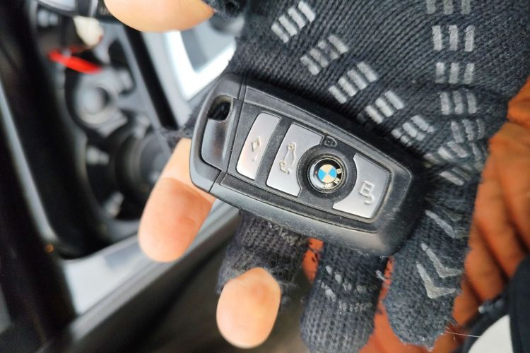 Used BMW 5 Series 2012 523Li Luxury Model Vehicle Key