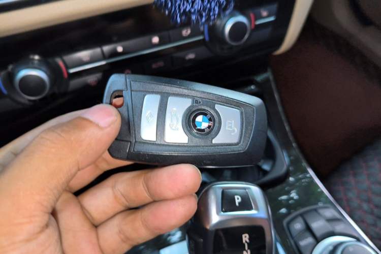 Used BMW 5 Series 2012 523Li Leading Model Vehicle Key
