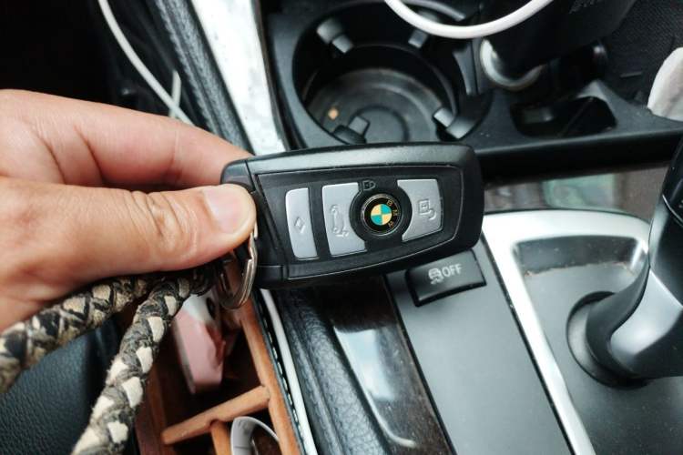 Used BMW 5 Series 2012 523Li Luxury Model Vehicle Key