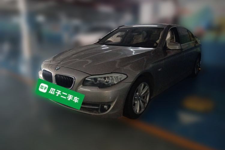 Used BMW 5 Series 2012 523Li Luxury Model Guazi used car, China used car export, Used car for sale, Used BMW cars, Cheapest cars for sale