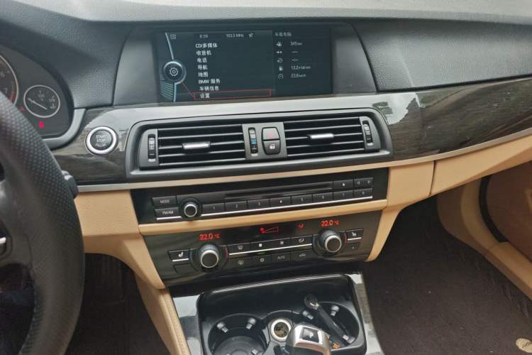 Used BMW 5 Series 2012 530Li Leading Model Audio And AC Panel