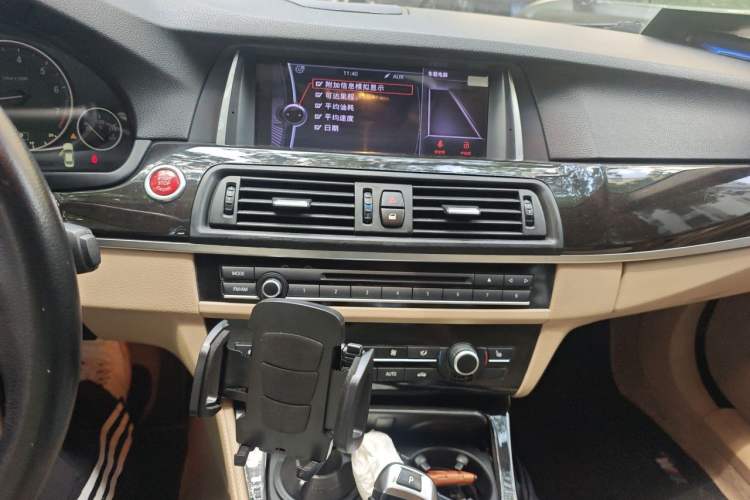 Used BMW 5 Series 2012 523Li Leading Model Audio And AC Panel