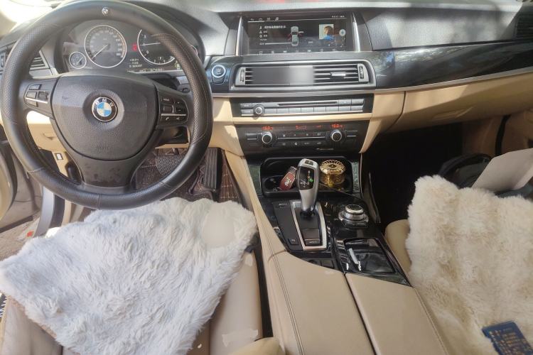Used BMW 5 Series 2012 520Li Elegant Edition Center Console
