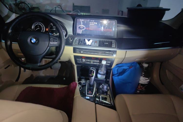 Used BMW 5 Series 2012 520Li Elegant Edition Center Console