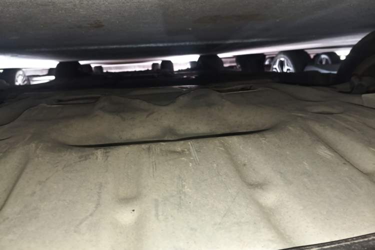 Used BMW 5 Series 2012 530i Sport Touring Chassis Front
