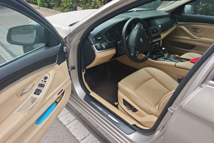 Used BMW 5 Series 2012 530Li Leading Model Driver Seat