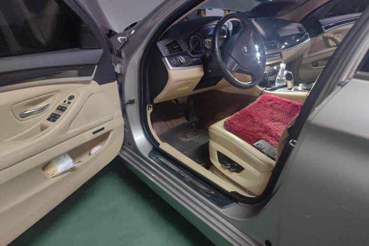 Used BMW 5 Series 2012 520Li Elegant Edition Driver Seat