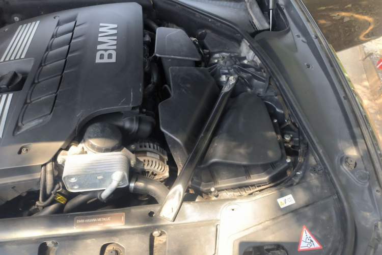 Used BMW 5 Series 2012 523Li Leading Model Engine Bay Left