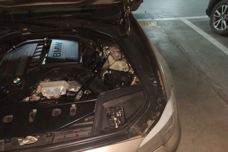 Used BMW 5 Series 2012 535Li Luxury Model Engine Bay Left