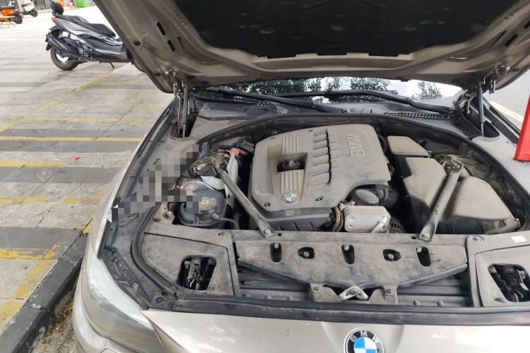 Used BMW 5 Series 2012 523Li Luxury Model Engine Bay Right