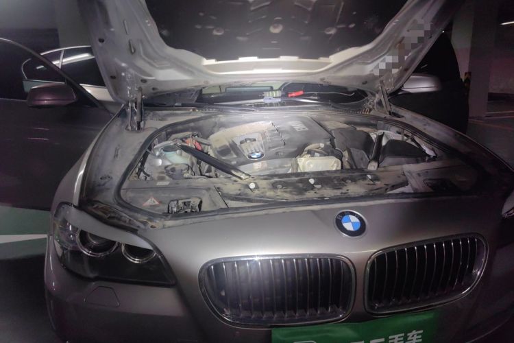 Used BMW 5 Series 2012 520Li Elegant Edition Engine Bay Right