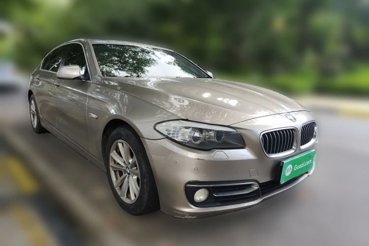 Used BMW 5 Series 2012 523Li Luxury Model Front Right 45 Deg