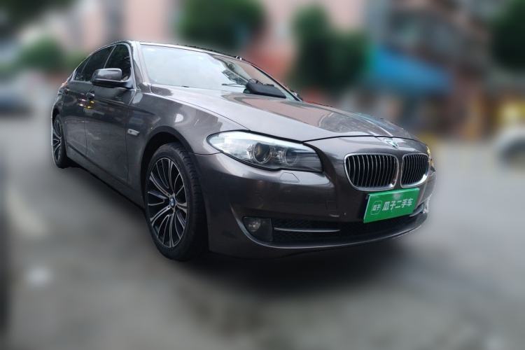 Used BMW 5 Series 2012 530Li Leading Model Front Right 45 Deg