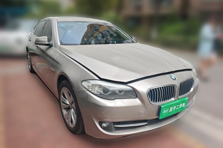 Used BMW 5 Series 2012 530Li Leading Model Front Right 45 Deg