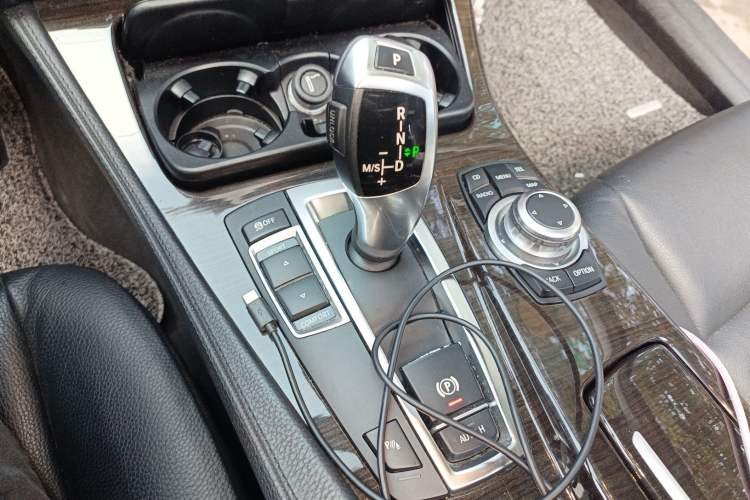 Used BMW 5 Series 2012 530Li Leading Model Gear Lever