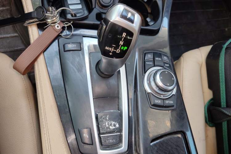 Used BMW 5 Series 2012 523Li Luxury Model Gear Lever