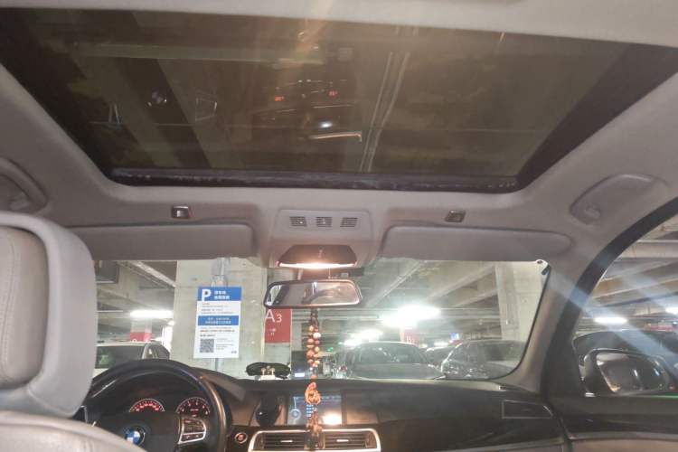 Used BMW 5 Series 2012 523Li Leading Model Headliner