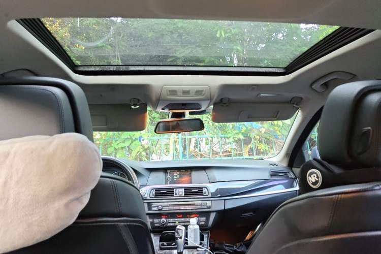 Used BMW 5 Series 2012 520Li Elegant Edition Headliner