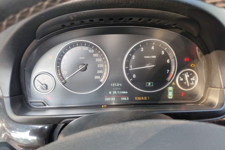 Used BMW 5 Series 2012 523Li Luxury Model Instrument Cluster