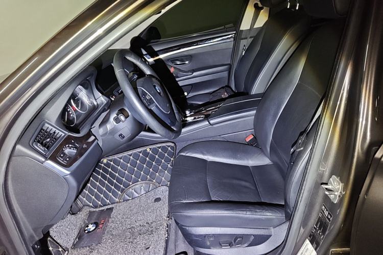 Used BMW 5 Series 2012 523Li Luxury Model Left Front Seat