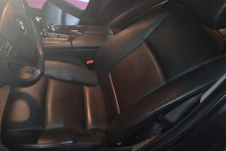 Used BMW 5 Series 2012 523Li Leading Model Left Front Seat
