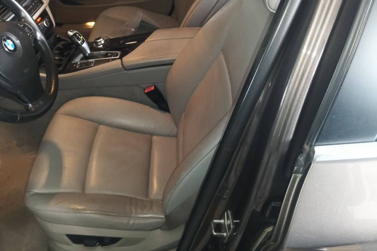 Used BMW 5 Series 2012 530i Sport Touring Left Front Seat