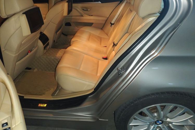 Used BMW 5 Series 2012 535Li Luxury Model Left Rear Seat
