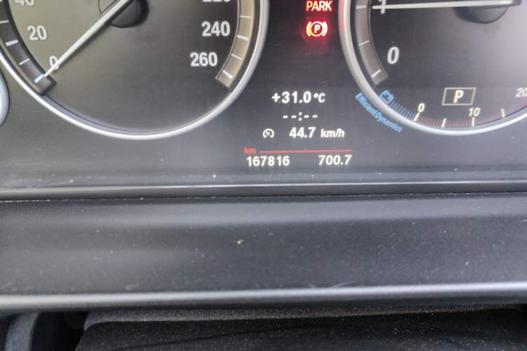 Used BMW 5 Series 2012 520Li Elegant Edition Odometer Close Up