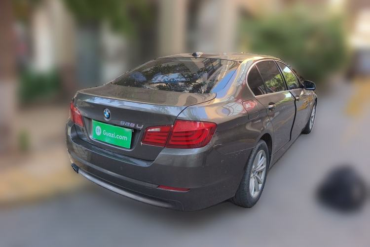 Used BMW 5 Series 2012 520Li Elegant Edition Rear Right 45 Deg