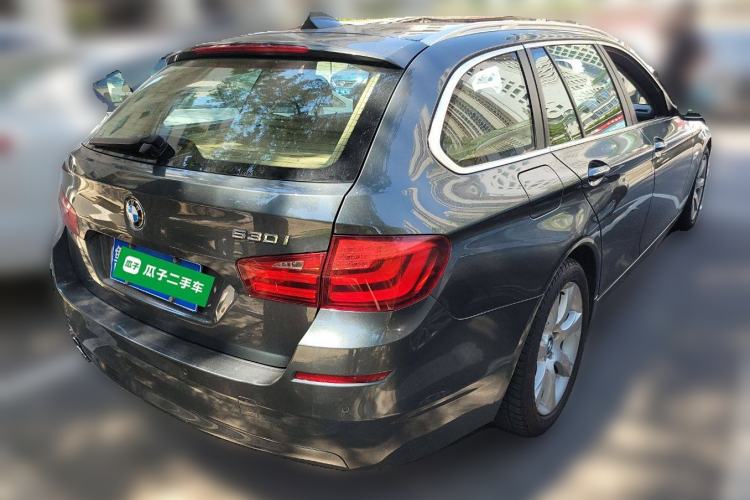 Used BMW 5 Series 2012 530i Sport Touring Rear Right 45 Deg