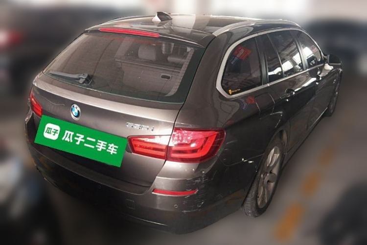 Used BMW 5 Series 2012 530i Sport Touring Rear Right 45 Deg
