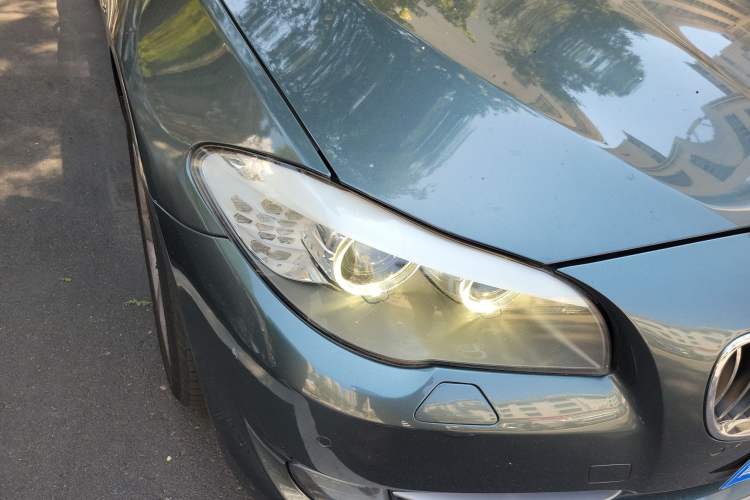 Used BMW 5 Series 2012 530i Sport Touring Right Front Headlight