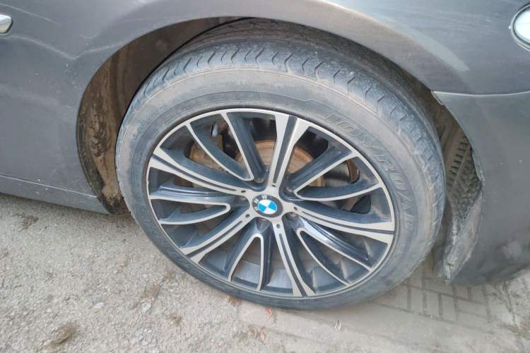 Used BMW 5 Series 2012 530Li Leading Model Right Front Wheel Hub