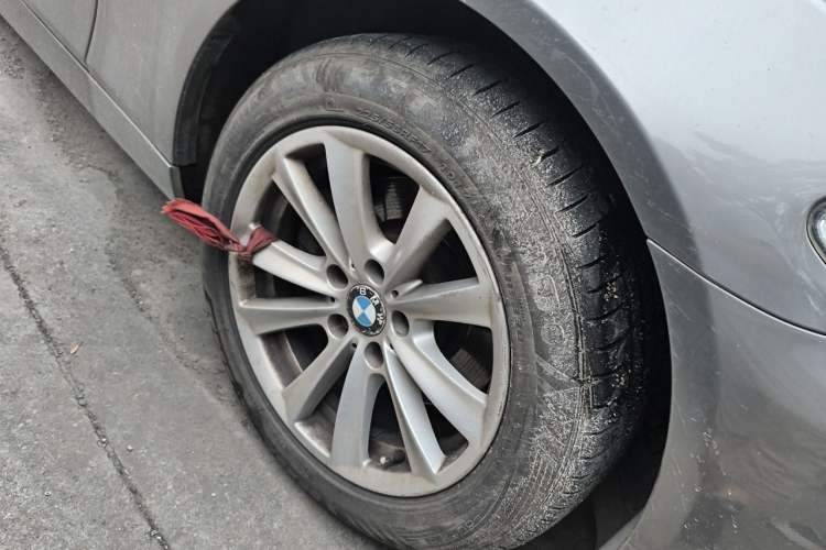 Used BMW 5 Series 2012 523Li Leading Model Right Front Wheel Hub