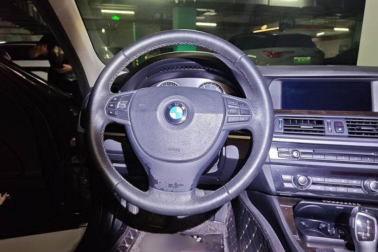 Used BMW 5 Series 2012 523Li Luxury Model Steering Wheel