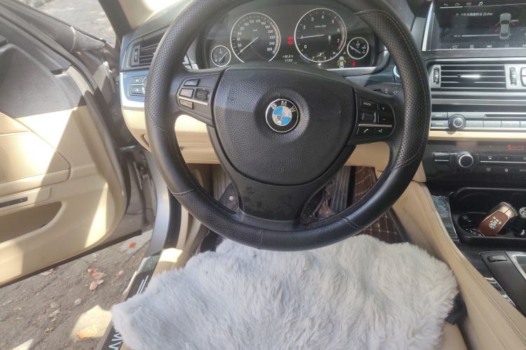 Used BMW 5 Series 2012 520Li Elegant Edition Steering Wheel