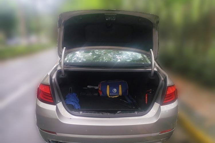 Used BMW 5 Series 2012 530Li Leading Model Trunk