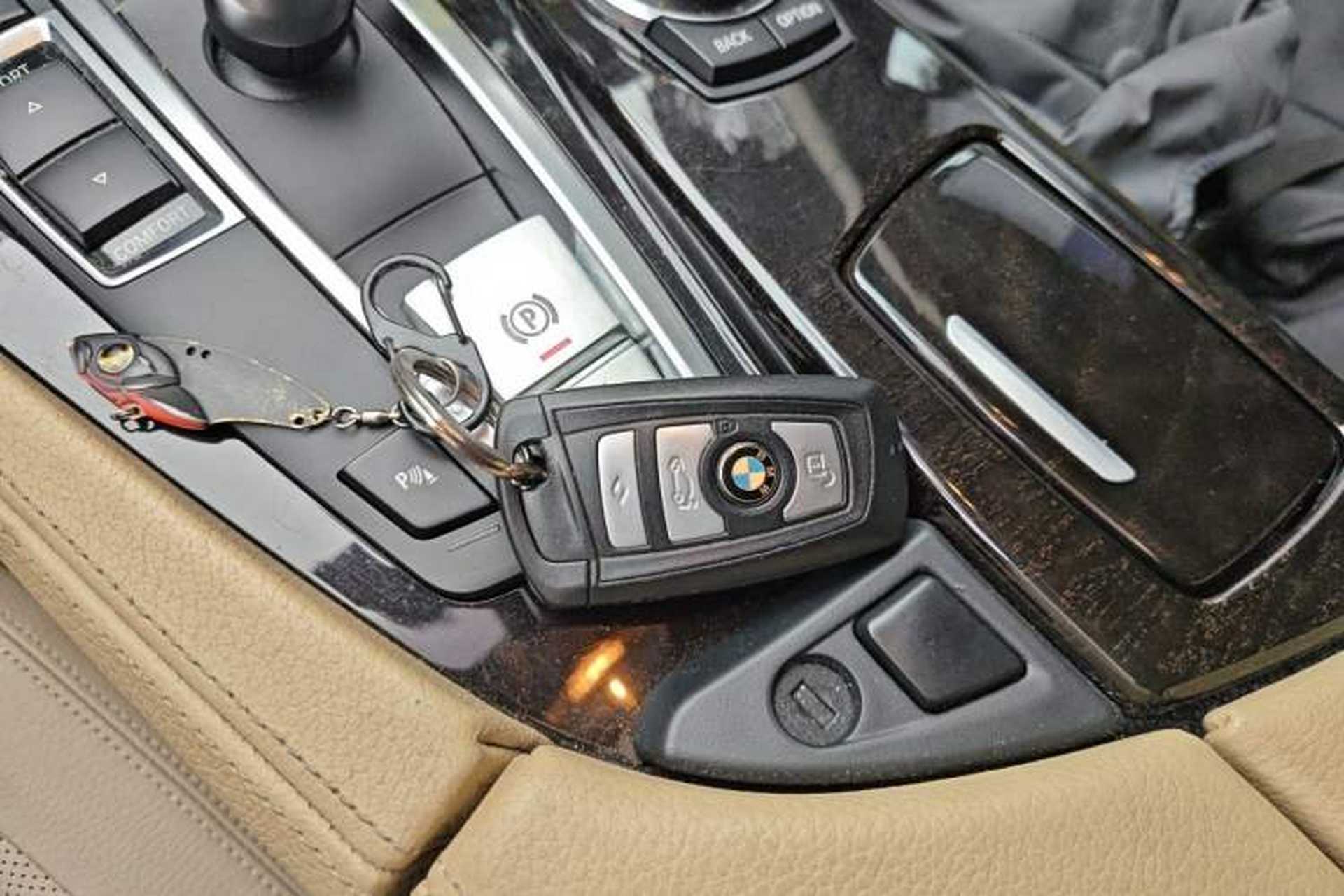 Used BMW 5 Series 2012 530i Sport Touring Vehicle Key