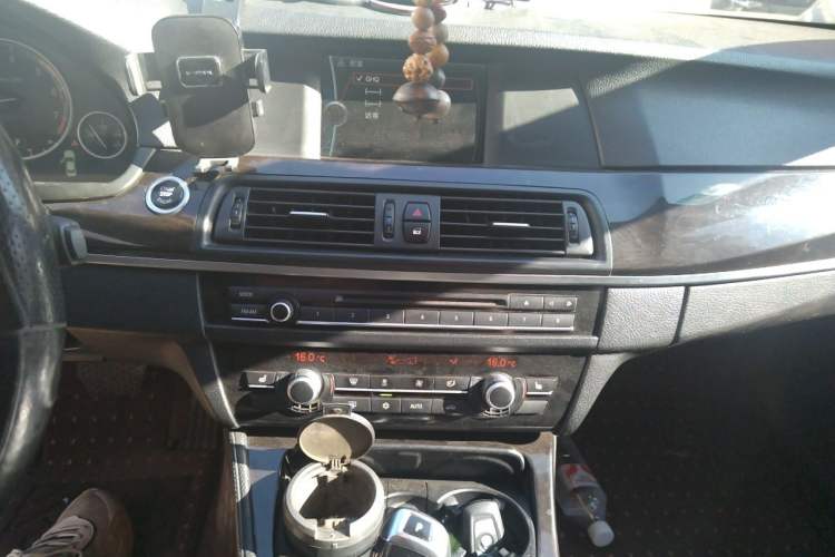 Used BMW 5 Series 2012 523Li Leading Model Audio And AC Panel