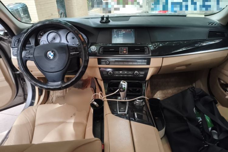 Used BMW 5 Series 2012 520Li Elegant Edition Center Console