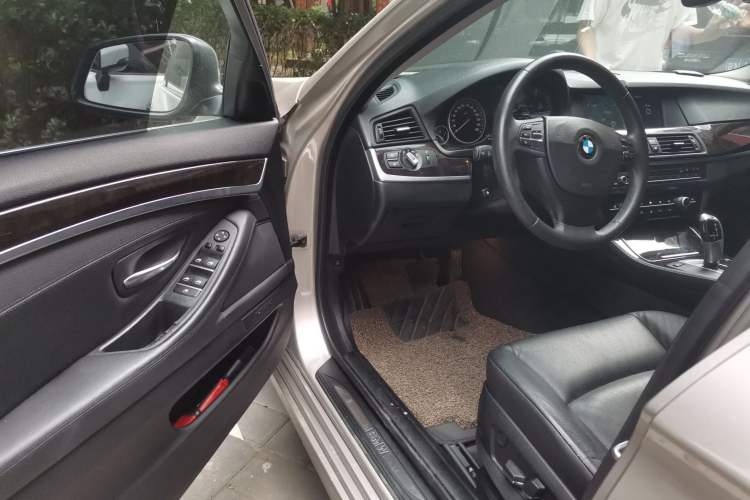 Used BMW 5 Series 2012 523Li Luxury Model Driver Seat