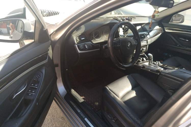 Used BMW 5 Series 2012 523Li Leading Model Driver Seat