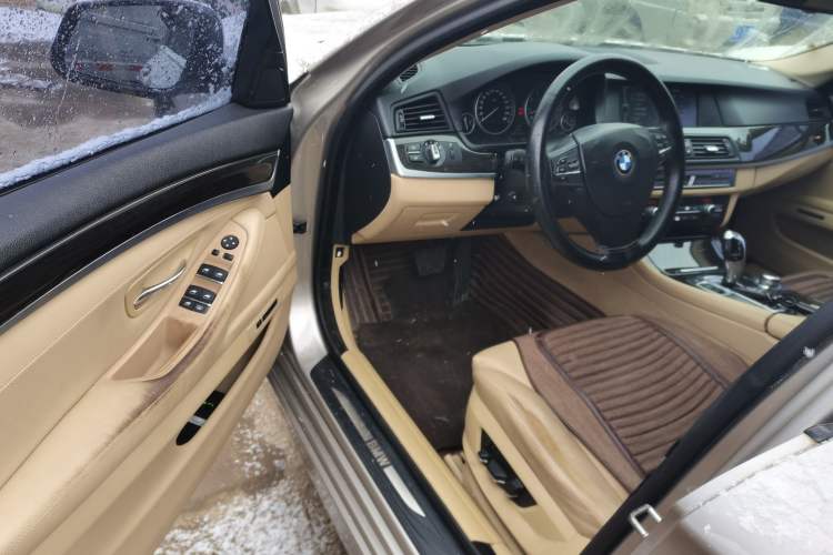 Used BMW 5 Series 2012 530Li Leading Model Driver Seat