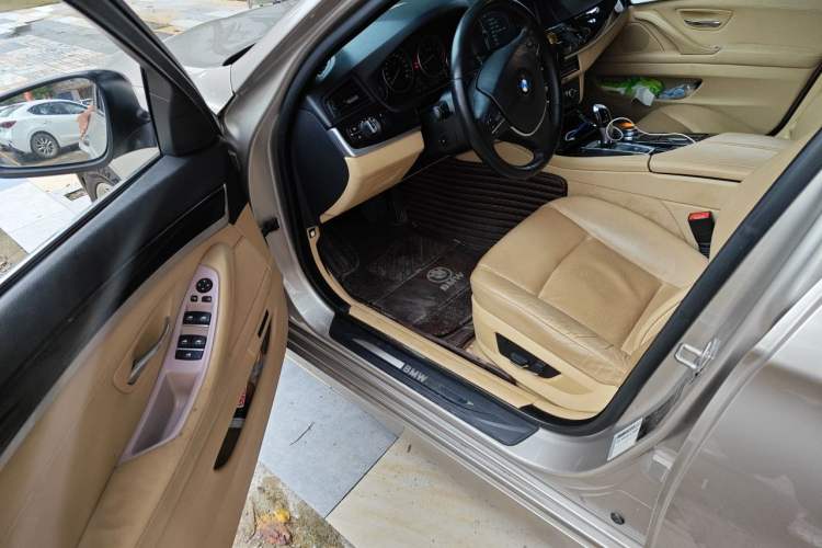 Used BMW 5 Series 2012 523Li Leading Model Driver Seat