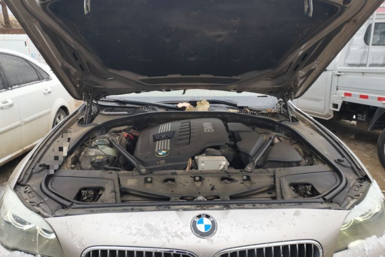 Used BMW 5 Series 2012 530Li Leading Model Engine Bay