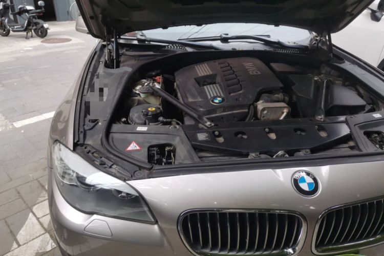 Used BMW 5 Series 2012 523Li Luxury Model Engine Bay Right