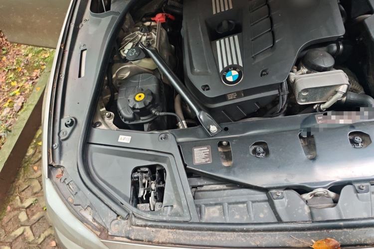 Used BMW 5 Series 2012 523Li Luxury Model Engine Bay Right
