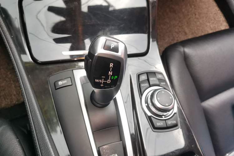Used BMW 5 Series 2012 523Li Luxury Model Gear Lever